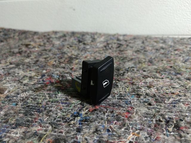 bontott SKODA YETI Bal első Ablakemelő Kapcsoló