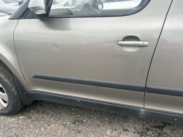 bontott SKODA YETI Bal első Ajtó (Üres lemez)