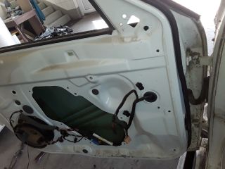 bontott SKODA YETI Bal első Ajtó (Üres lemez)