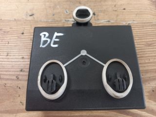 bontott SKODA YETI Bal első Ajtó Vezérlőegység