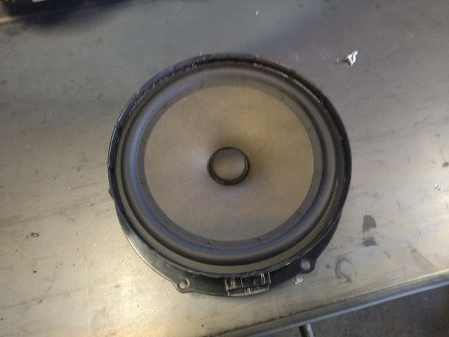 bontott SKODA YETI Bal első Hangszóró