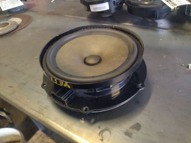 bontott SKODA YETI Bal első Hangszóró