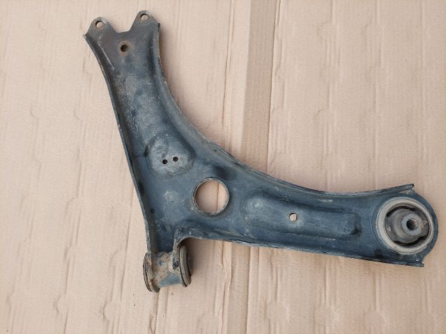 bontott SKODA YETI Bal első Lengőkar