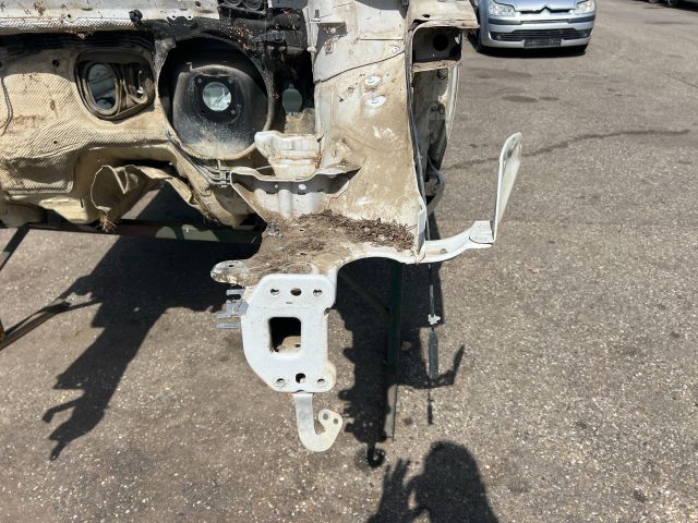 bontott SKODA YETI Bal első Negyed Karosszéria Csomag