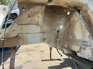 bontott SKODA YETI Bal első Negyed Karosszéria Csomag