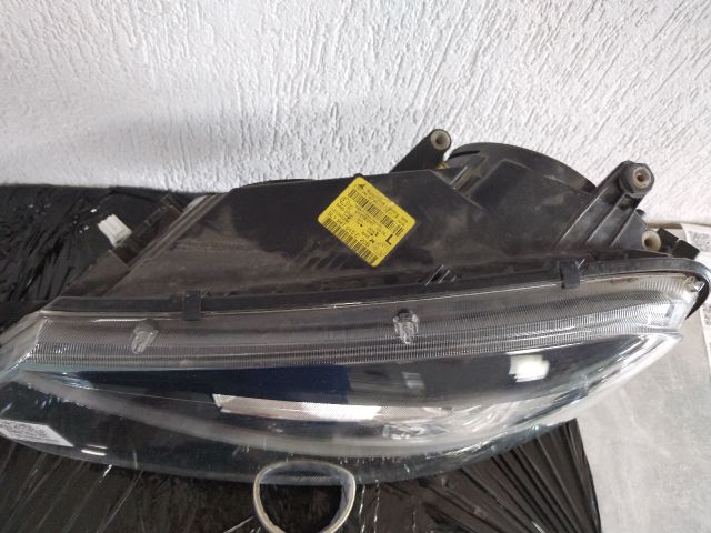 bontott SKODA YETI Bal Fényszóró