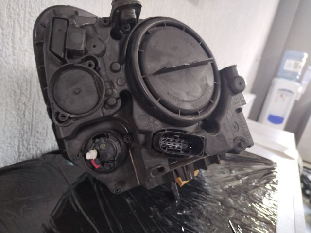 bontott SKODA YETI Bal Fényszóró