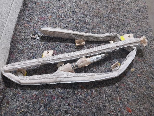 bontott SKODA YETI Bal Függönylégzsák és Oldallégzsák