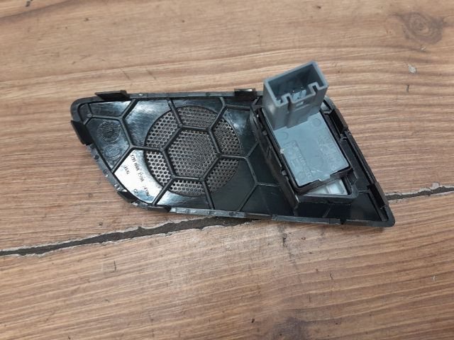 bontott SKODA YETI Bal hátsó Ablakemelő Kapcsoló