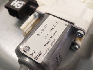 bontott SKODA YETI Bal hátsó Ablakemelő Szerkezet (Elektromos)