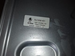 bontott SKODA YETI Bal hátsó Ablakemelő Szerkezet (Mechanikus)