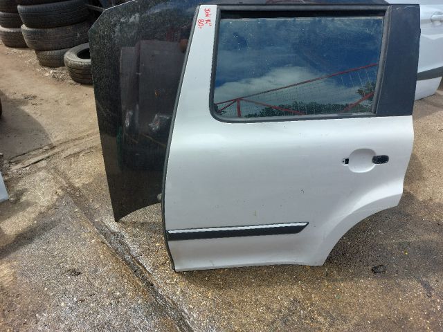 bontott SKODA YETI Bal hátsó Ajtó (Üres lemez)