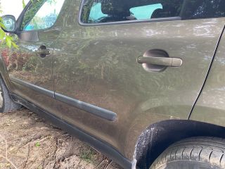 bontott SKODA YETI Bal hátsó Ajtó (Üres lemez)