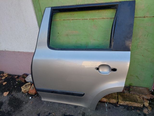bontott SKODA YETI Bal hátsó Ajtó (Üres lemez)