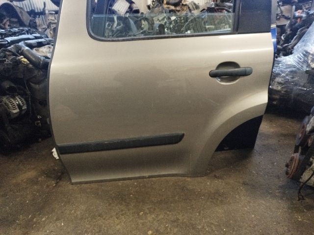 bontott SKODA YETI Bal hátsó Ajtó (Üres lemez)