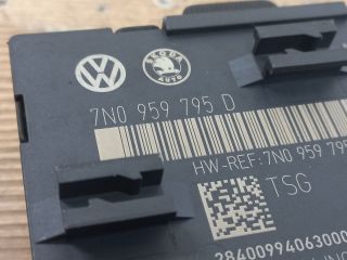 bontott SKODA YETI Bal hátsó Ajtó Vezérlőegység