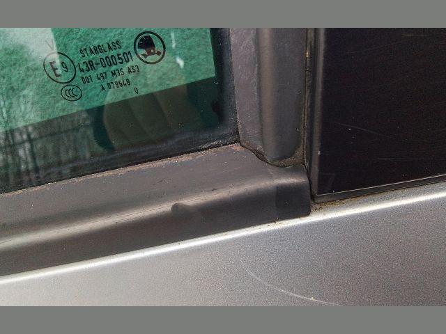 bontott SKODA YETI Bal hátsó Ajtózár