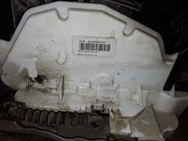 bontott SKODA YETI Bal hátsó Ajtózár