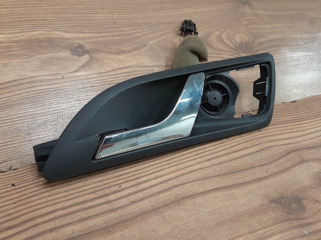 bontott SKODA YETI Bal hátsó Belső Kilincs