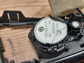 bontott SKODA YETI Bal hátsó Belső Kilincs