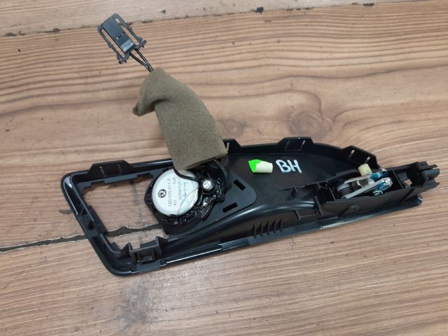 bontott SKODA YETI Bal hátsó Belső Kilincs