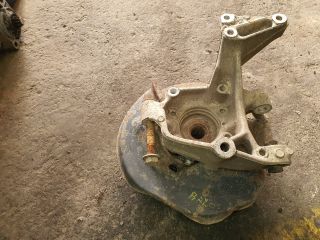 bontott SKODA YETI Bal hátsó Csonkállvány Kerékaggyal