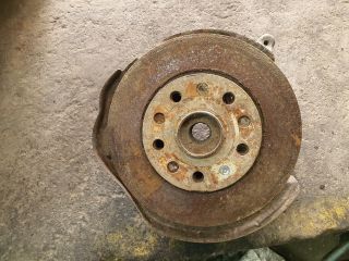 bontott SKODA YETI Bal hátsó Csonkállvány Kerékaggyal