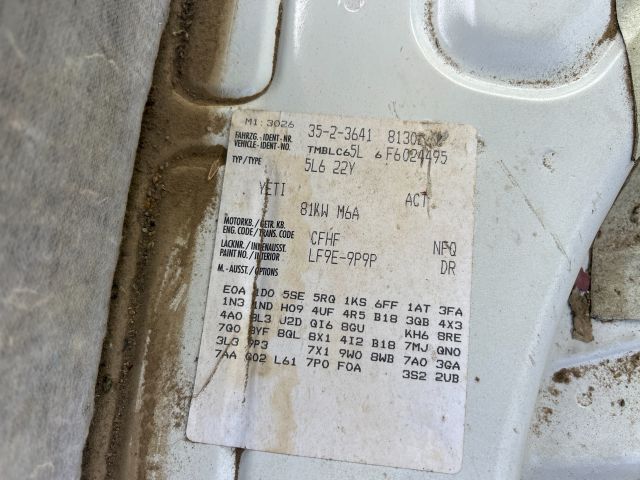 bontott SKODA YETI Bal hátsó Negyed Karosszéria Csomag