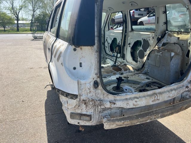 bontott SKODA YETI Bal hátsó Negyed Karosszéria Csomag