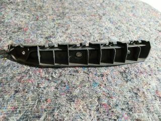 bontott SKODA YETI Bal hátsó Oldal Lökhárító Tartó (Műanyag)