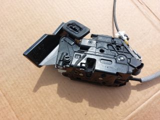 bontott SKODA YETI Bal hátsó Zárbetét