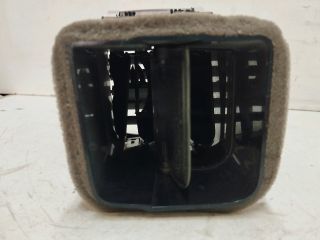 bontott SKODA YETI Bal Szellőző