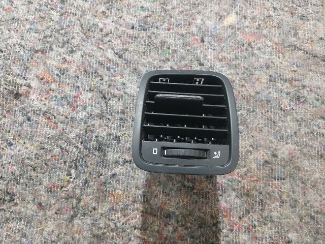 bontott SKODA YETI Bal Szellőző