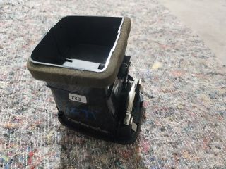 bontott SKODA YETI Bal Szellőző