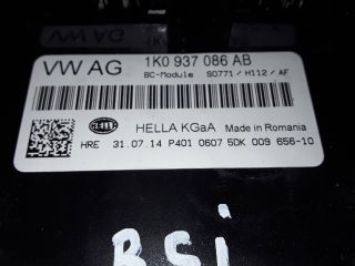 bontott SKODA YETI Biztosítéktábla Utastér