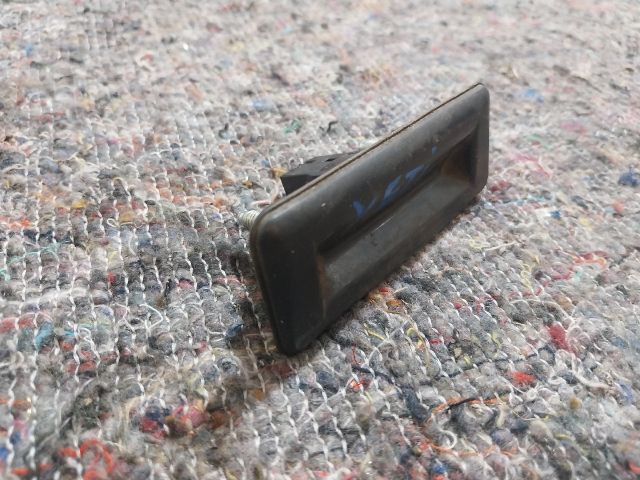 bontott SKODA YETI Csomagtérajtó Kilincs