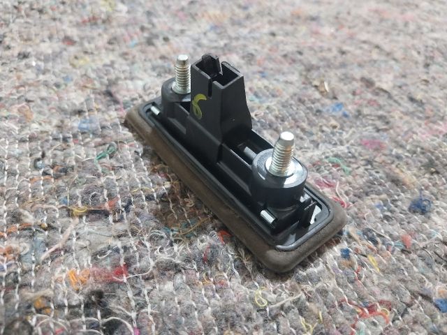 bontott SKODA YETI Csomagtérajtó Kilincs