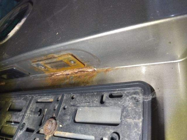 bontott SKODA YETI Csomagtérajtó (Üres lemez)