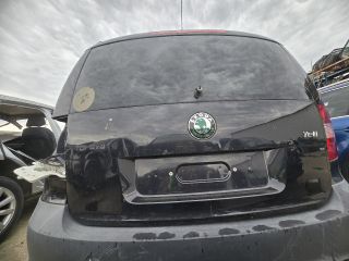 bontott SKODA YETI Csomagtérajtó (Üres lemez)