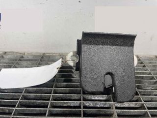 bontott SKODA YETI Csomagtérajtó Ütköző