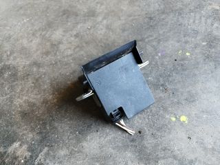 bontott SKODA YETI Csomagtérajtó Zárszerkezet