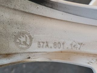 bontott SKODA YETI Dísztárcsa Szett