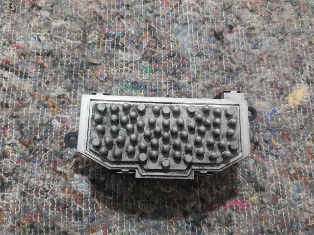 bontott SKODA YETI Előtét Ellenállás Fűtőmotor