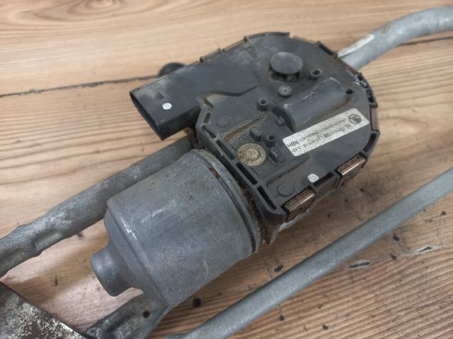 bontott SKODA YETI Első Ablaktörlő Szerkezet Motorral