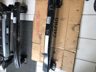 bontott SKODA YETI Első Lökhárító Merevítő (Fém)