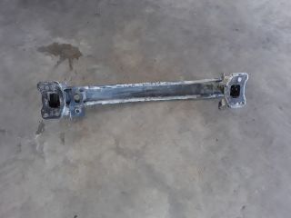 bontott SKODA YETI Első Lökhárító Merevítő (Fém)