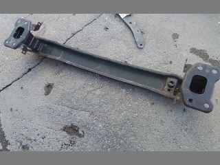 bontott SKODA YETI Első Lökhárító Merevítő (Fém)