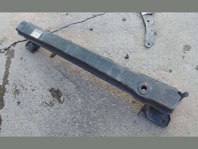 bontott SKODA YETI Első Lökhárító Merevítő (Fém)