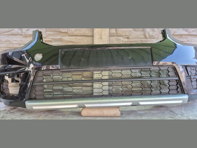 bontott SKODA YETI Első Lökhárító (Üresen)