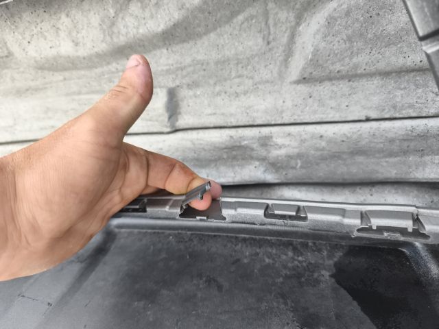 bontott SKODA YETI Első Lökhárító (Üresen)